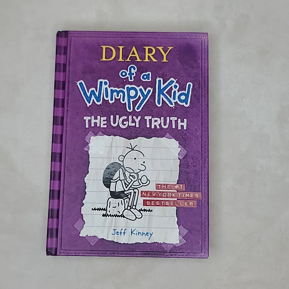 Kids/Children's Illustrated Fun Diary of a Wimpy Kid Two Book Set Book 2/Book 5
